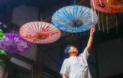 《梦幻西游》电脑版携手毕六福打造绝美非遗油纸伞