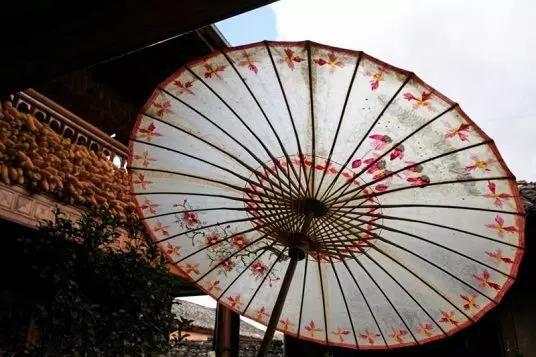 撑着油纸伞 品读慢时光